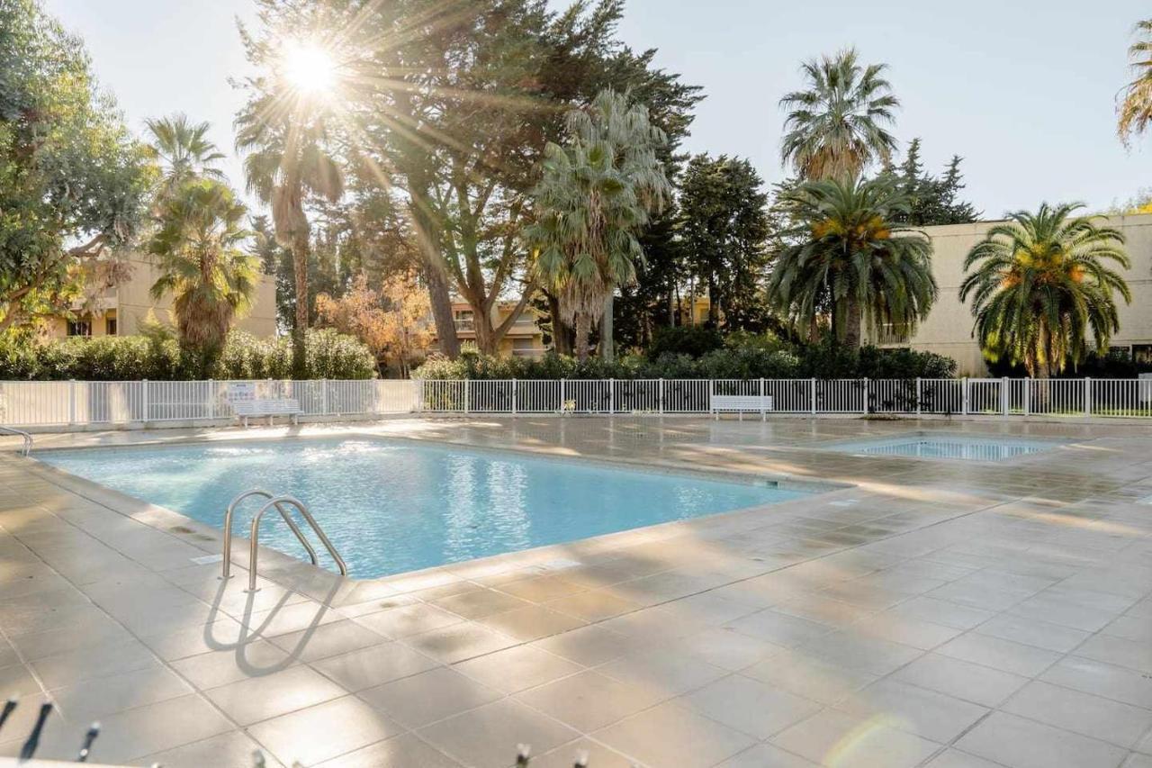Spacious At A 5 Min Walk From The Antibes